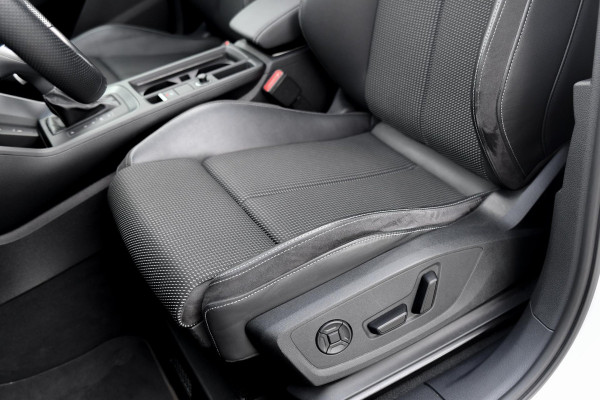 Audi Q3 Sportback 45 TFSI e 3x S-Line. Pano, ACC, 360, Stuurvw, Keyless, Sfeer, Sonos, Dodeh, Matrix, 21''!