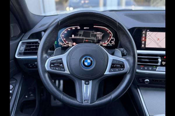 BMW 3 Serie Touring 320e xDrive High Ex M-Sport|SOH92%|Pano|Laser|M-seats|Memory|CoPilot|HiFi|HUD|Trekhaak