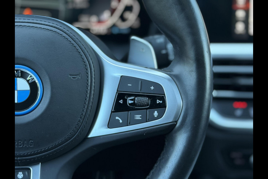 BMW 3 Serie Touring 320e xDrive High Ex M-Sport|SOH92%|Pano|Laser|M-seats|Memory|CoPilot|HiFi|HUD|Trekhaak