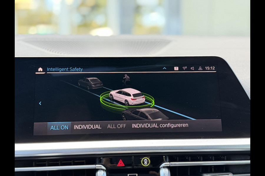 BMW 3 Serie Touring 320e xDrive High Ex M-Sport|SOH92%|Pano|Laser|M-seats|Memory|CoPilot|HiFi|HUD|Trekhaak