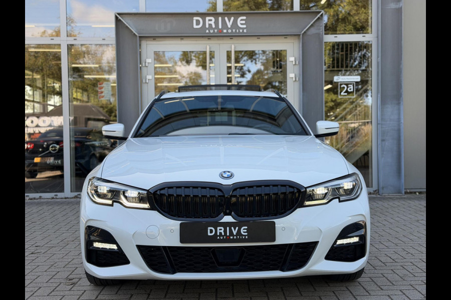 BMW 3 Serie Touring 320e xDrive High Ex M-Sport|SOH92%|Pano|Laser|M-seats|Memory|CoPilot|HiFi|HUD|Trekhaak