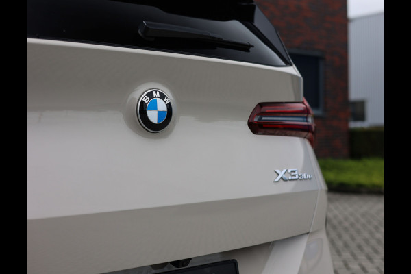 BMW X3 30e xDrive | Pano - HUD - Trekhaak