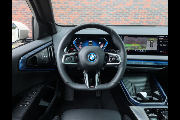 BMW X3 30e xDrive | Pano - HUD - Trekhaak