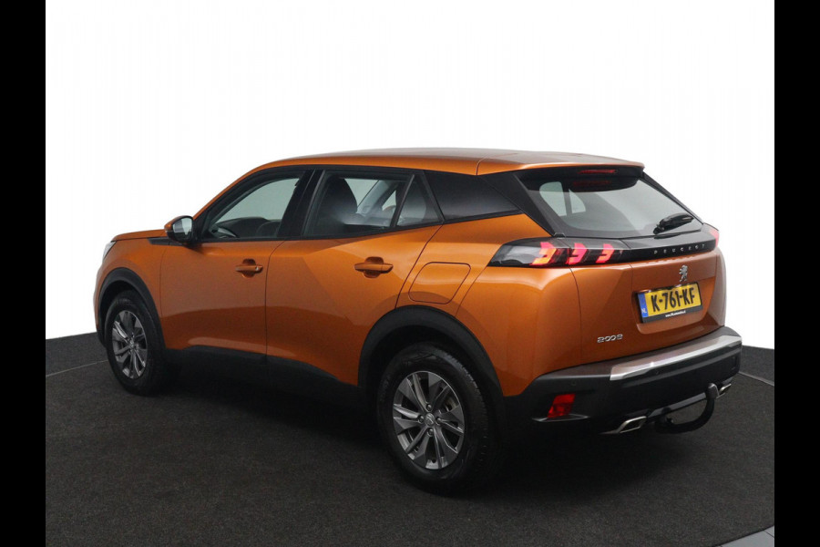 Peugeot 2008 1.2 PureTech Blue*NAVI*CAM*HAAK*ECC*CRUISE*CARPLAY