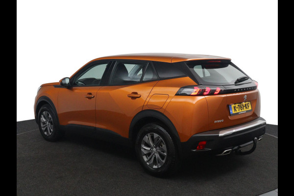 Peugeot 2008 1.2 PureTech Blue*NAVI*CAM*HAAK*ECC*CRUISE*CARPLAY