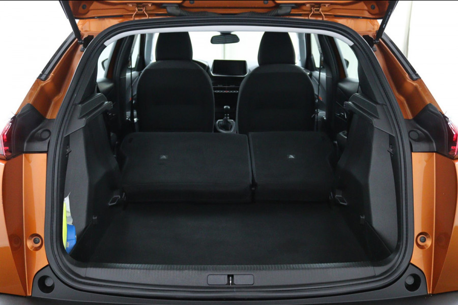 Peugeot 2008 1.2 PureTech Blue*NAVI*CAM*HAAK*ECC*CRUISE*CARPLAY