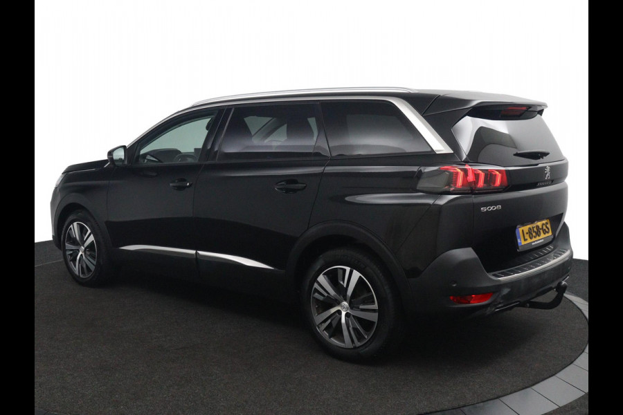 Peugeot 5008 1.2 PureTech*NAVI*CAM*HAAK*CRUISE*ECC*CARPLAY*7PER Peugeot 5008 1.2 PureTech*NAVI*CAM*HAAK*CRUISE*ECC*CARPLAY*7PER