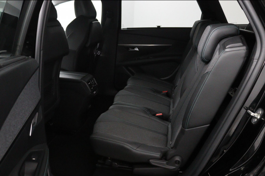 Peugeot 5008 1.2 PureTech*NAVI*CAM*HAAK*CRUISE*ECC*CARPLAY*7PER Peugeot 5008 1.2 PureTech*NAVI*CAM*HAAK*CRUISE*ECC*CARPLAY*7PER