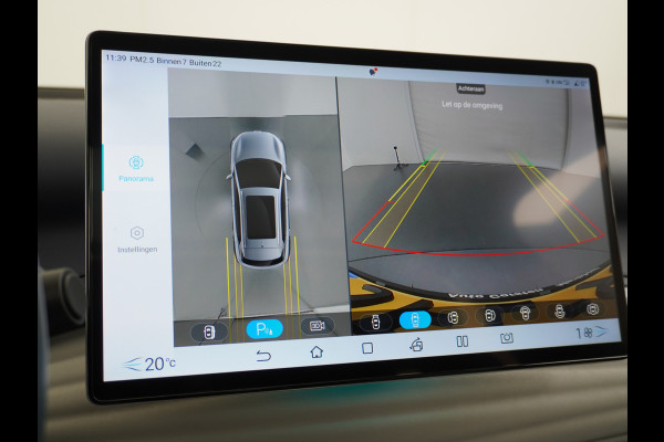 BYD ATTO 3 60kWh Design Pano-dak Leer+Elektr.Verst. Warmtepomp Adaptieve-Cr 360°Camera Apple Carplay Android Auto Elektr.A-klep Design Cont Verkeersbord detectie WiFi DAB Led Rijstrooksensor Fabrieksgarantie tot 31-7-2029/150.000km Garantie op de tractiebatterij tot 31-7-2031/200.000km  44.000 euro nieuw!