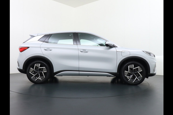 BYD ATTO 3 60kWh Design Pano-dak Leer+Elektr.Verst. Warmtepomp Adaptieve-Cr 360°Camera Apple Carplay Android Auto Elektr.A-klep Design Cont Verkeersbord detectie WiFi DAB Led Rijstrooksensor Fabrieksgarantie tot 31-7-2029/150.000km Garantie op de tractiebatterij tot 31-7-2031/200.000km  44.000 euro nieuw!