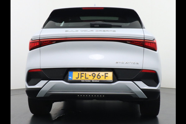 BYD ATTO 3 60kWh Design Pano-dak Leer+Elektr.Verst. Warmtepomp Adaptieve-Cr 360°Camera Apple Carplay Android Auto Elektr.A-klep Design Cont Verkeersbord detectie WiFi DAB Led Rijstrooksensor Fabrieksgarantie tot 31-7-2029/150.000km Garantie op de tractiebatterij tot 31-7-2031/200.000km  44.000 euro nieuw!