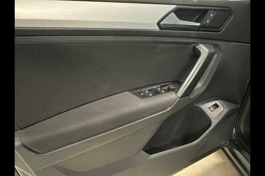 Volkswagen Tiguan 1.5 TSI ACT Comfortline Business | NAP | TREKHAAK | VIRTUAL | CAMERA