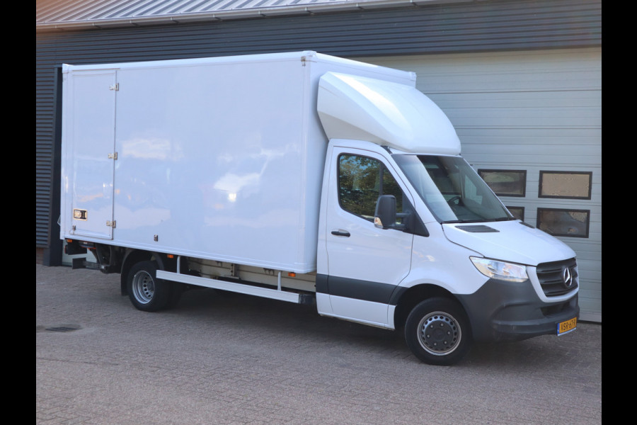 Mercedes-Benz Sprinter 515 CDI Automaat Euro 6 Bakwagen Laadklep - MBUX - Camera
