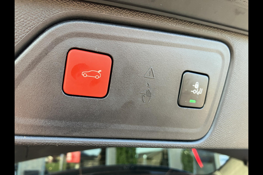 Peugeot 3008 1.2 PureTech Premium | Trekhaak | Elektr. stoelen | 12 mnd garantie | NAP