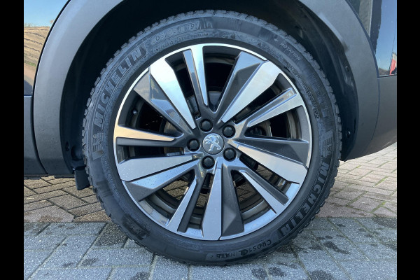 Peugeot 3008 1.2 PureTech Premium | Trekhaak | Elektr. stoelen | 12 mnd garantie | NAP
