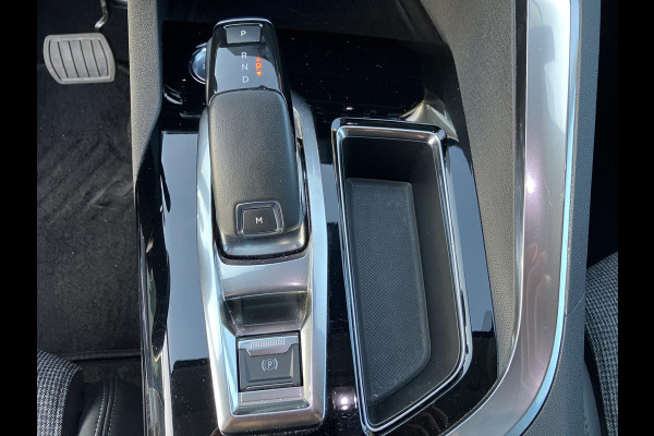 Peugeot 3008 1.2 PureTech Premium | Trekhaak | Elektr. stoelen | 12 mnd garantie | NAP