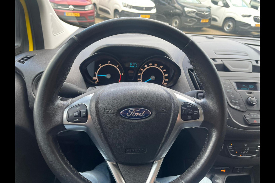 Ford Transit Courier 1.5 TDCI Trend Start&Stop *MARGE* / Trekhaak / Airco / Bluetooth
