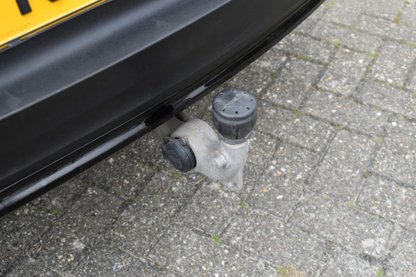 Volvo C40 Recharge 231PK Core 69 kWh Trekhaak | Camera | 19 "LMV | Stoelverwarming | Stuurverwarming