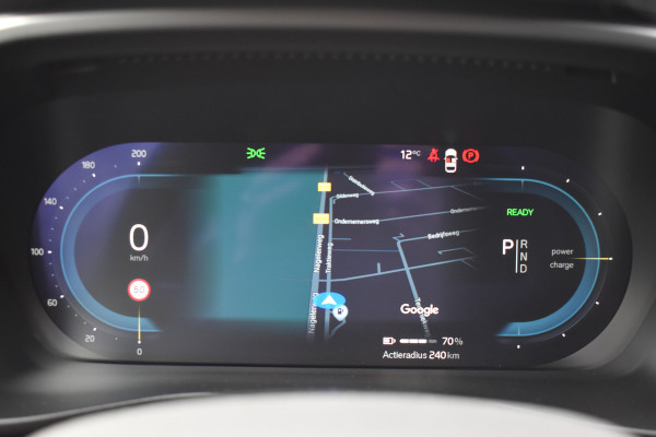 Volvo C40 Recharge 231PK Core 69 kWh Trekhaak | Camera | 19 "LMV | Stoelverwarming | Stuurverwarming