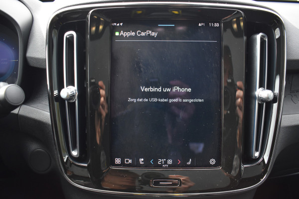 Volvo C40 Recharge 231PK Core 69 kWh Trekhaak | Camera | 19 "LMV | Stoelverwarming | Stuurverwarming