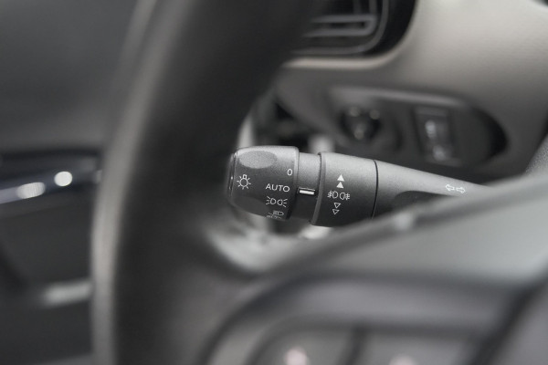 Citroën C4 Cactus PureTech 110 Business | Trekhaak | Apple Carplay | Parkeersensoren