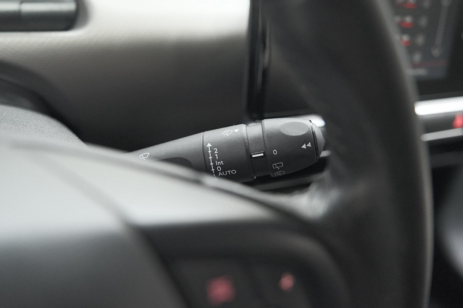 Citroën C4 Cactus PureTech 110 Business | Trekhaak | Apple Carplay | Parkeersensoren