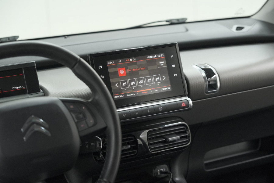 Citroën C4 Cactus PureTech 110 Business | Trekhaak | Apple Carplay | Parkeersensoren