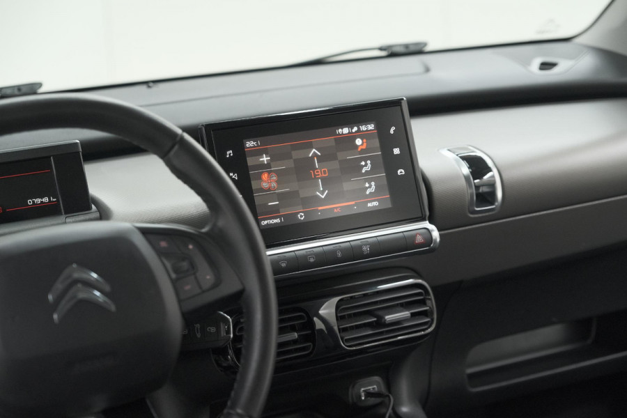 Citroën C4 Cactus PureTech 110 Business | Trekhaak | Apple Carplay | Parkeersensoren