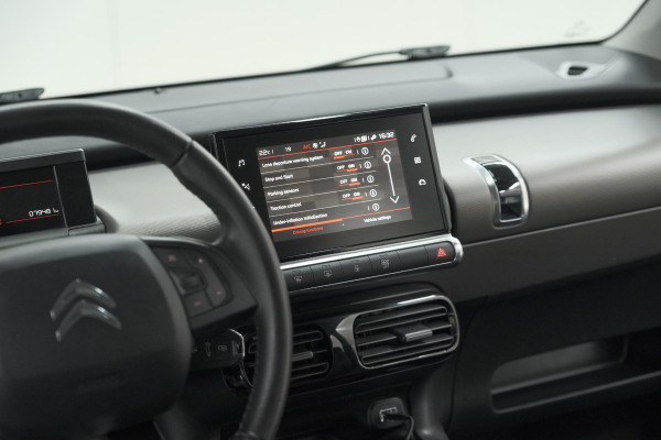 Citroën C4 Cactus PureTech 110 Business | Trekhaak | Apple Carplay | Parkeersensoren