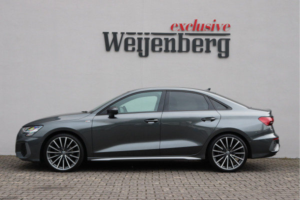 Audi A3 Limousine 35 TFSI S-line Trekhaak Leder