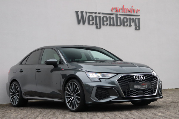 Audi A3 Limousine 35 TFSI S-line Trekhaak Leder