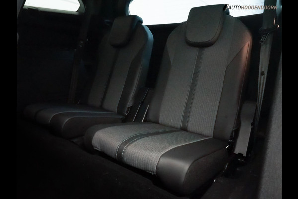 Peugeot 5008 1.2 Hybrid 136 GT 7-zits (APPLE CARPLAY,LED VERLICHTING,KEYLESS,DODEHOEK,CRUISE,DIGITAAL DISPLAY,CAMERA,LM-VELGEN)