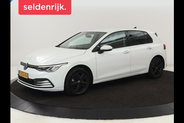 Volkswagen Golf 1.5 eTSI Style | Carplay | Navigatie | Camera | Adaptive cruise | Digital Cockpit | Full LED | Climate control | Parkeerhulp