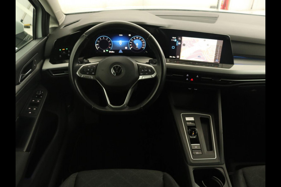 Volkswagen Golf 1.5 eTSI Style | Carplay | Navigatie | Camera | Adaptive cruise | Digital Cockpit | Full LED | Climate control | Parkeerhulp