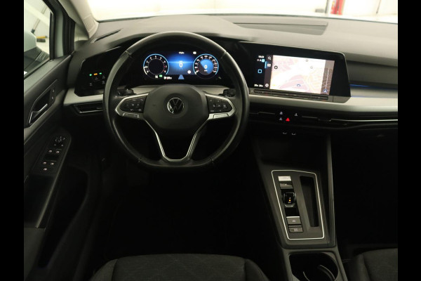 Volkswagen Golf 1.5 eTSI Style | Carplay | Navigatie | Camera | Adaptive cruise | Digital Cockpit | Full LED | Climate control | Parkeerhulp