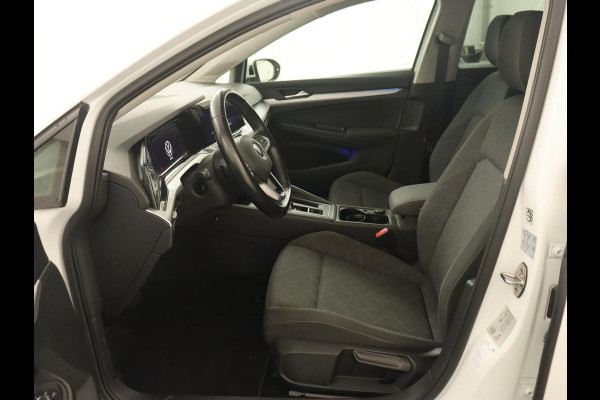 Volkswagen Golf 1.5 eTSI Style | Carplay | Navigatie | Camera | Adaptive cruise | Digital Cockpit | Full LED | Climate control | Parkeerhulp