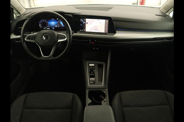 Volkswagen Golf 1.5 eTSI Style | Carplay | Navigatie | Camera | Adaptive cruise | Digital Cockpit | Full LED | Climate control | Parkeerhulp