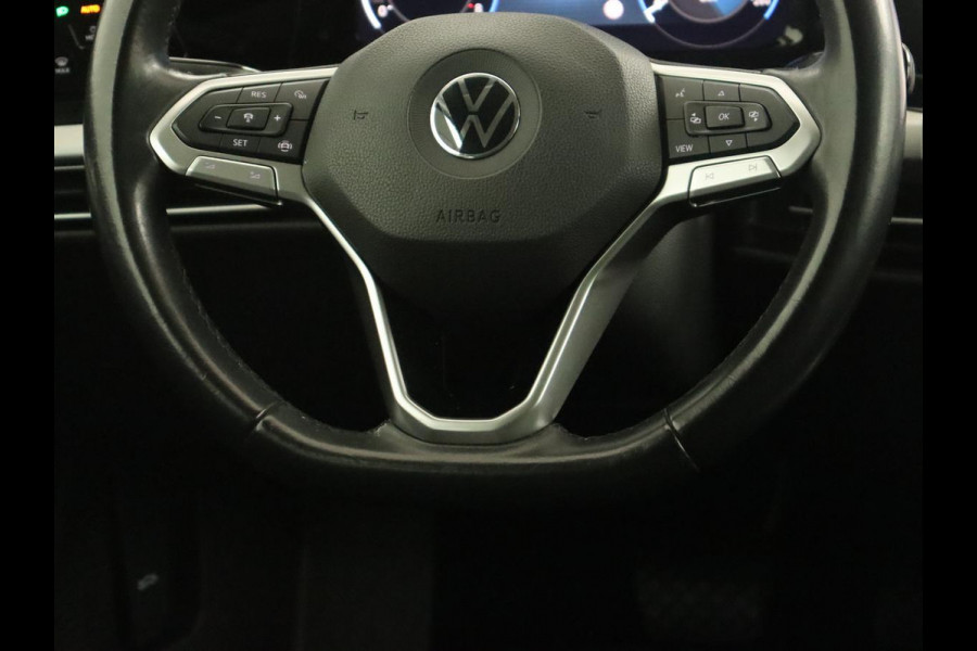 Volkswagen Golf 1.5 eTSI Style | Carplay | Navigatie | Camera | Adaptive cruise | Digital Cockpit | Full LED | Climate control | Parkeerhulp
