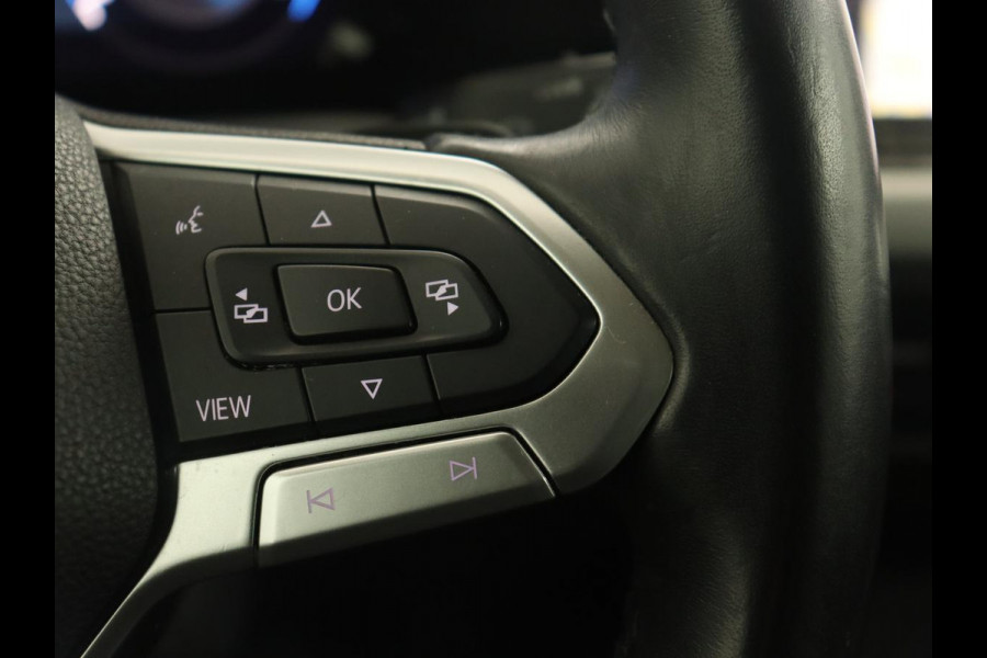 Volkswagen Golf 1.5 eTSI Style | Carplay | Navigatie | Camera | Adaptive cruise | Digital Cockpit | Full LED | Climate control | Parkeerhulp