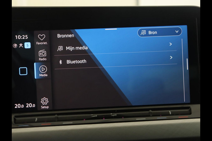 Volkswagen Golf 1.5 eTSI Style | Carplay | Navigatie | Camera | Adaptive cruise | Digital Cockpit | Full LED | Climate control | Parkeerhulp