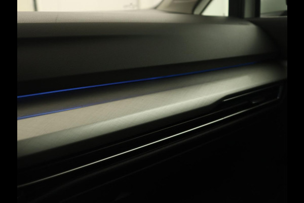 Volkswagen Golf 1.5 eTSI Style | Carplay | Navigatie | Camera | Adaptive cruise | Digital Cockpit | Full LED | Climate control | Parkeerhulp