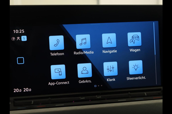 Volkswagen Golf 1.5 eTSI Style | Carplay | Navigatie | Camera | Adaptive cruise | Digital Cockpit | Full LED | Climate control | Parkeerhulp