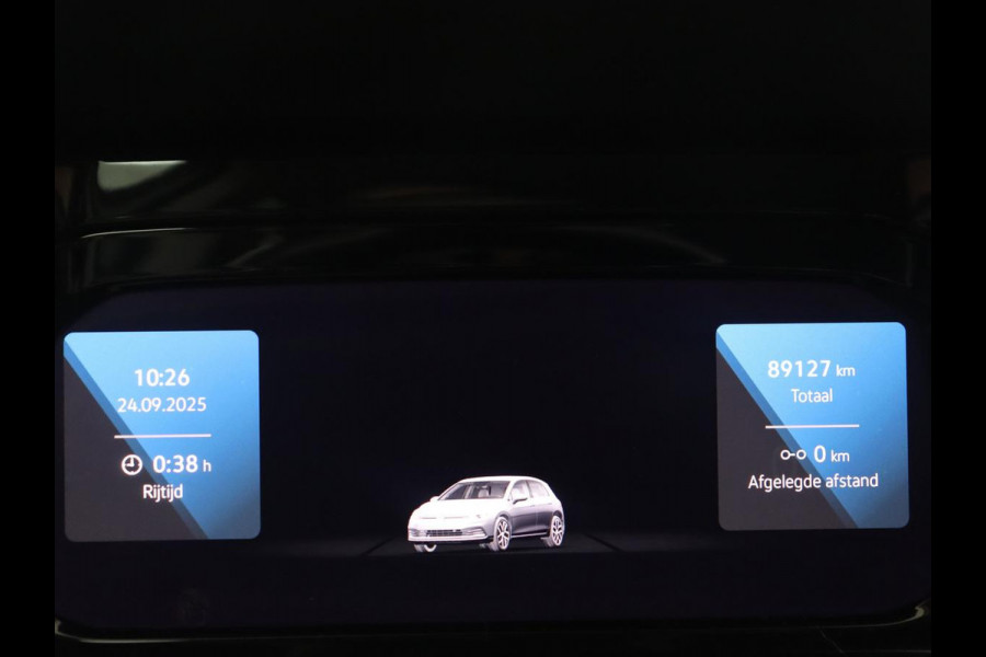 Volkswagen Golf 1.5 eTSI Style | Carplay | Navigatie | Camera | Adaptive cruise | Digital Cockpit | Full LED | Climate control | Parkeerhulp