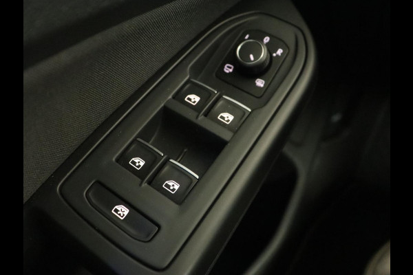 Volkswagen Golf 1.5 eTSI Style | Carplay | Navigatie | Camera | Adaptive cruise | Digital Cockpit | Full LED | Climate control | Parkeerhulp