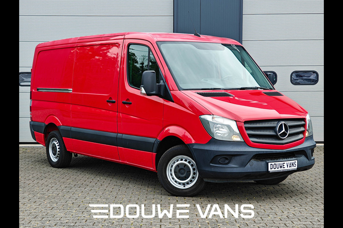 Mercedes-Benz Sprinter L2 H1 214 Airco Euro6 Trekhaak Camera RWD 3 zits