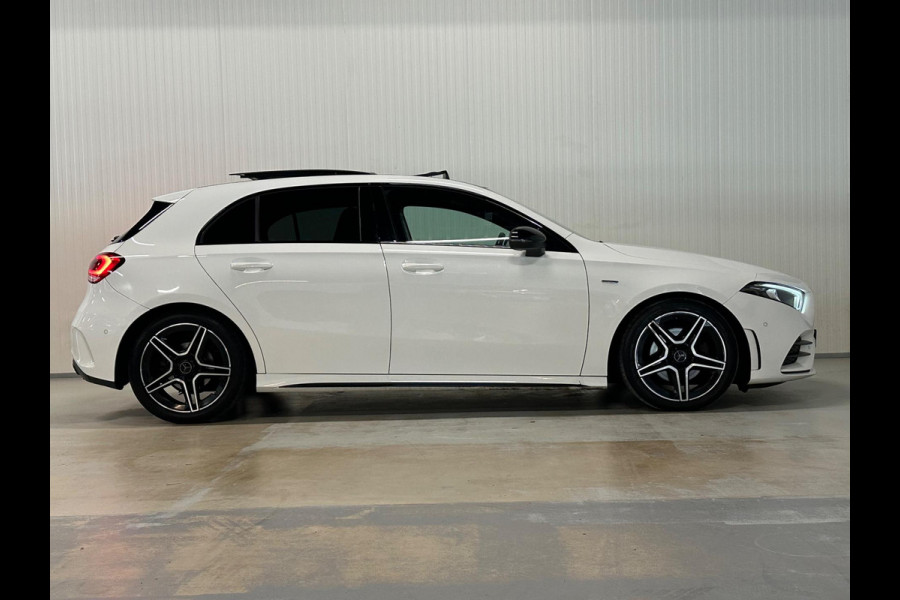 Mercedes-Benz A-Klasse 200 Premium Plus | PANO | AMG/NIGHT | AMBIANCE | CAMERA