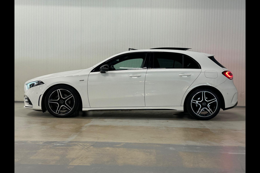 Mercedes-Benz A-Klasse 200 Premium Plus | PANO | AMG/NIGHT | AMBIANCE | CAMERA