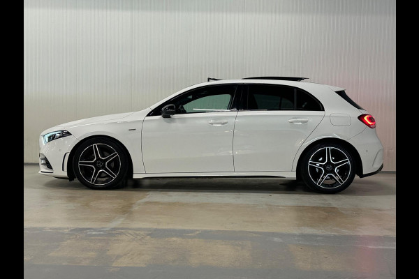 Mercedes-Benz A-Klasse 200 Premium Plus | PANO | AMG/NIGHT | AMBIANCE | CAMERA