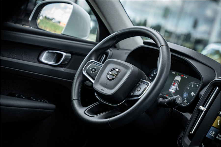Volvo XC40 1.5 T2 Business Pro ** Camera ** Leder ** Trekhaak 1.600kg trekgewicht!