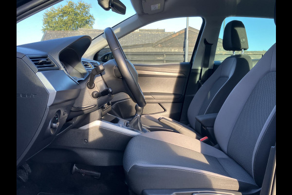 Seat Arona 1.0 TSI Style Business Intense | Trekhaak | NL-auto | Camera